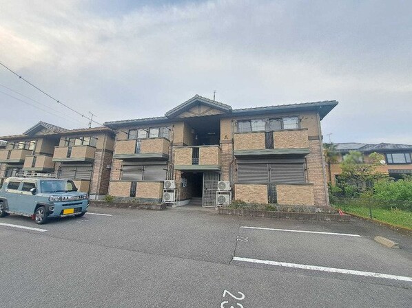 ニューポワール A/B/Cの物件外観写真